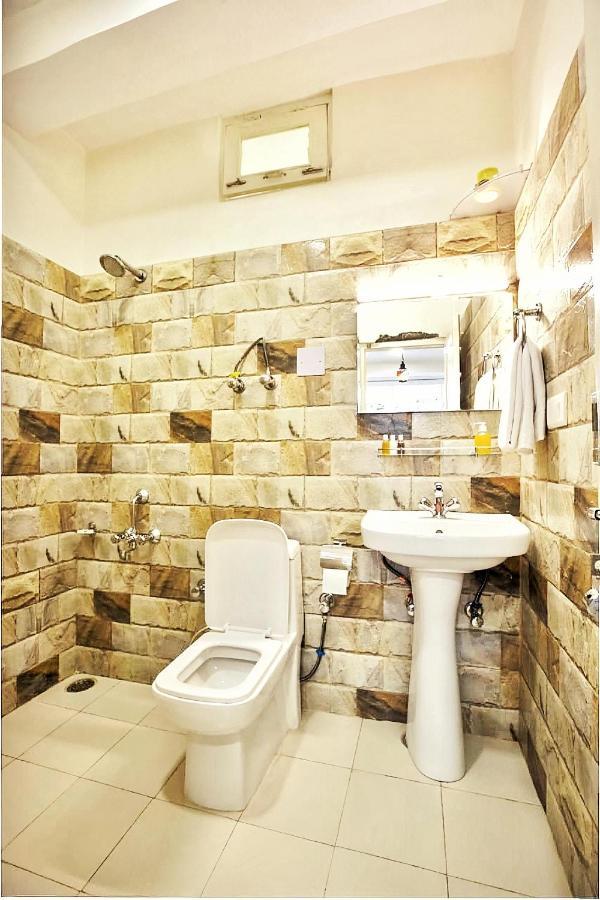 The Culture Nation Hostel Manali Экстерьер фото