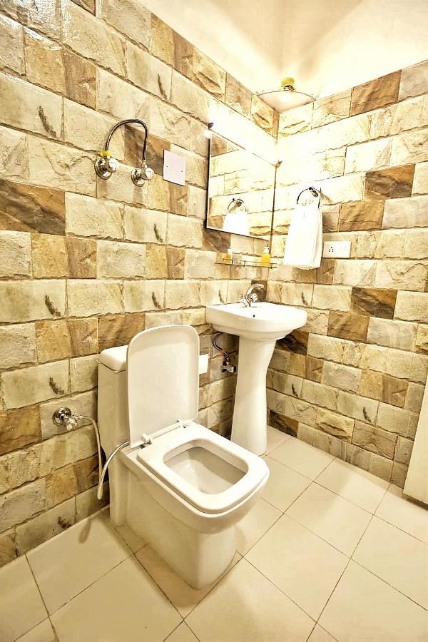 The Culture Nation Hostel Manali Экстерьер фото